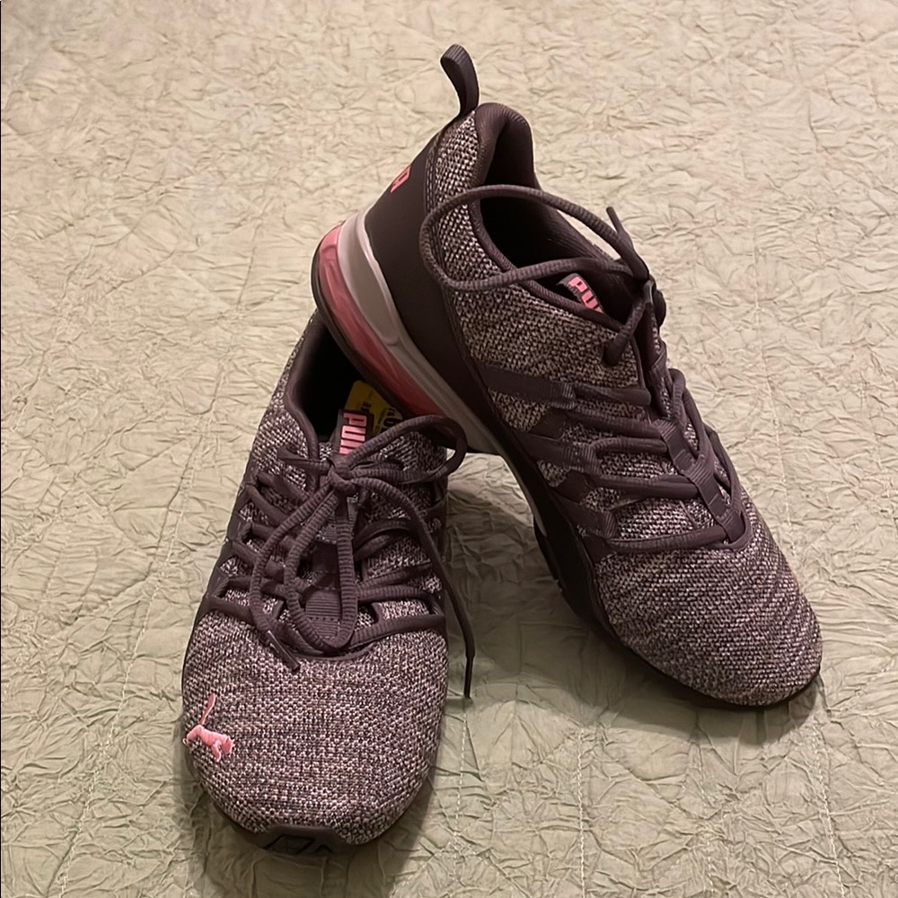 New Puma Women's Gray Sneakers